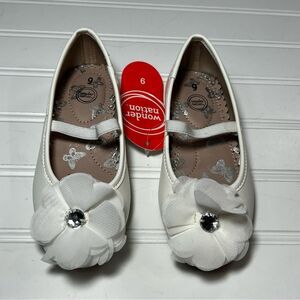 Wonder Nation Girls Size 9 White Dressy Flower Flats Shoes NWT